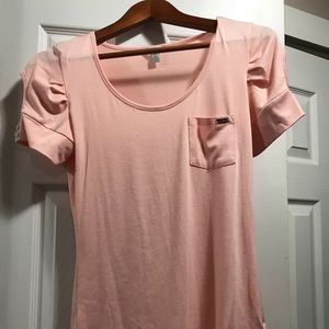 Guess pink tee